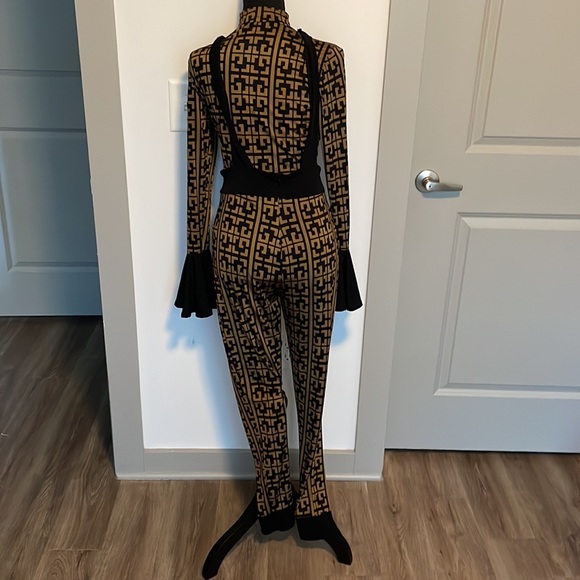 Brown and Black two piece set - Picture 6 of 8